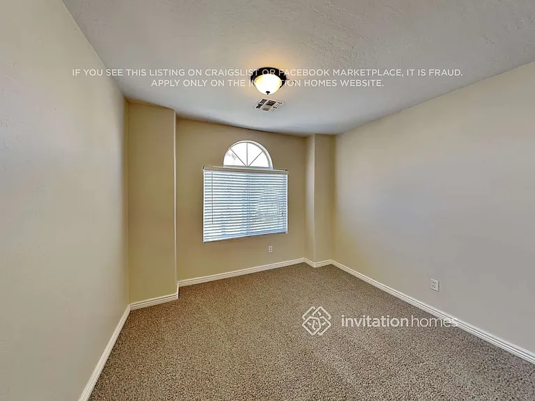 11989 W Almeria Rd — Photo 12