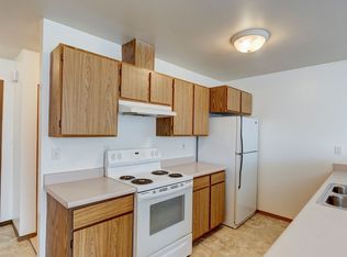 34 N Oak Harbor St APT B3, Oak Harbor, WA 98277