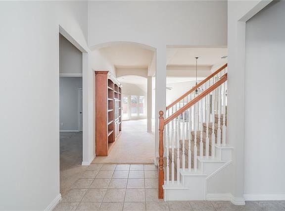 3rd image of 2704 Kennedy Dr