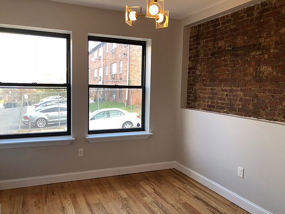 2nd image of 45 Clifton Pl #14Q