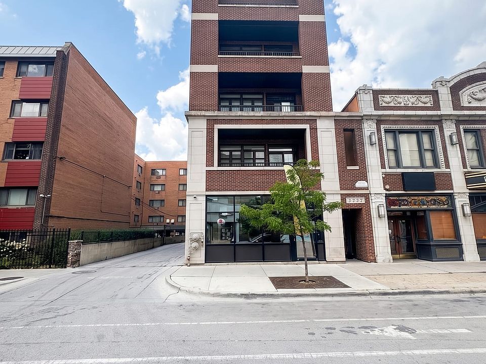 1st image of 1336 W Morse Ave #202