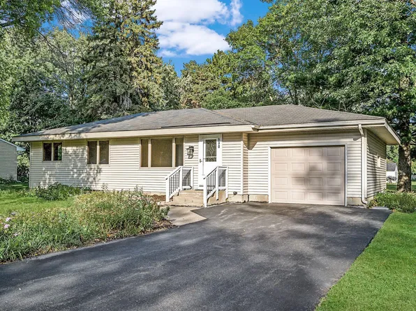 630 Ranchview Ln N, Plymouth, MN 55447
