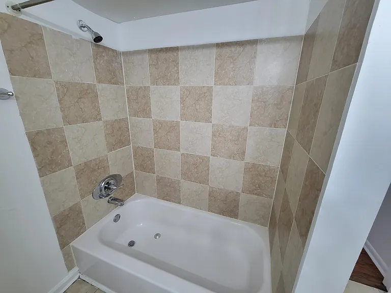 1660 N 4th St #2C — Photo 6