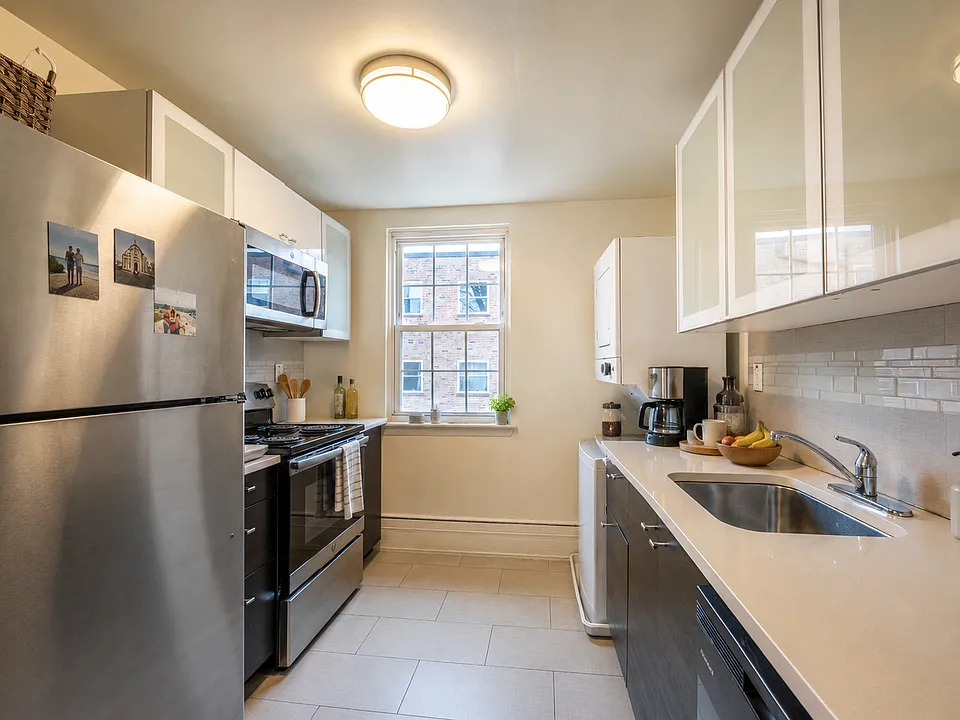 Bright Kitchen