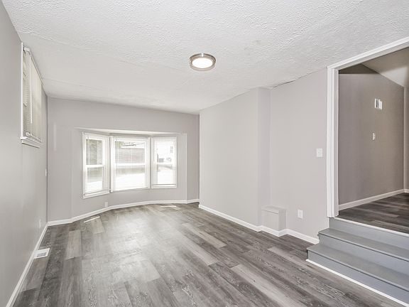 5th image of 201 Connolly Dr