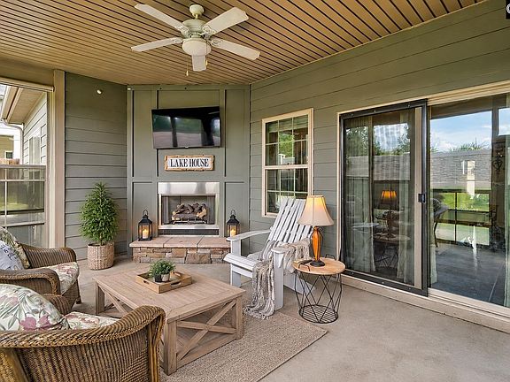 5th image of 517 Verona Way