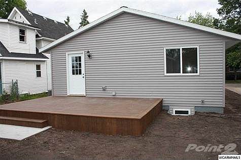 2nd image of 227 19th Ave N