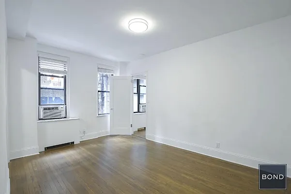 Rented by Bond New York | media 4