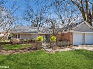 3123 Sprucewood Rd, Wilmette, IL 60091