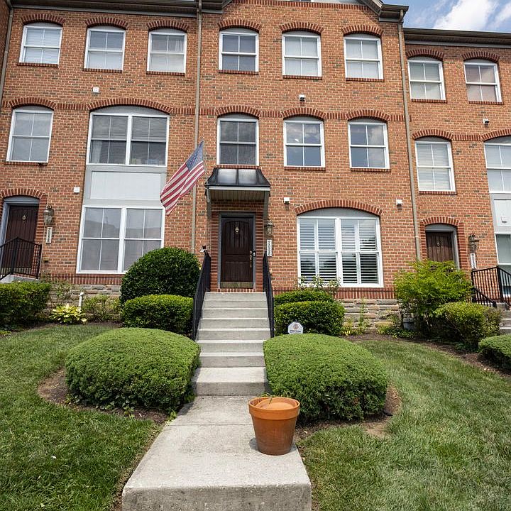 1st image of 2086 Clipper Park Rd