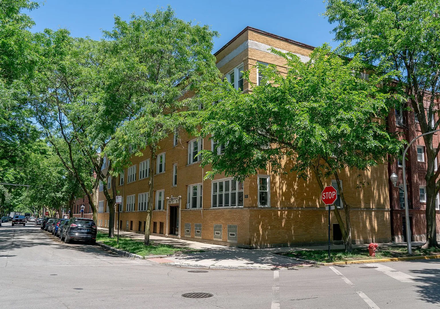 Andersonville - 2 Bed / 1 Bath - Heat Included - Dog Friendly — Photo 3