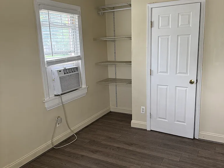 200 S Veitch St #1 — Photo 12