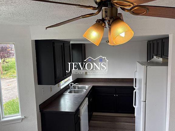 4th image of 1722 E 56th St APT 1