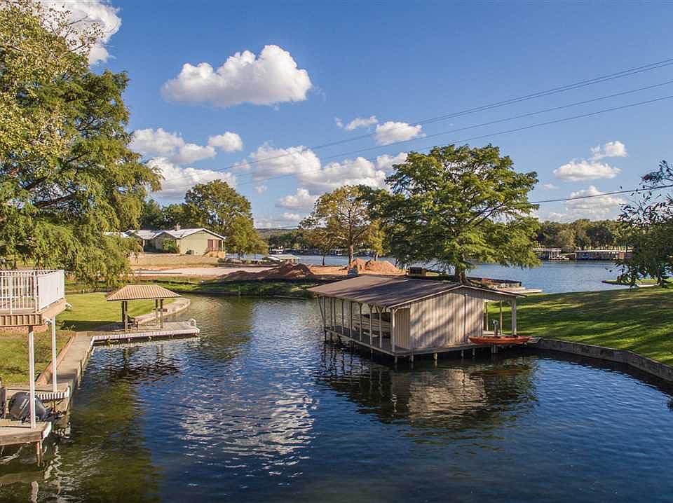 1st image of 1642 Williams Lakeshore