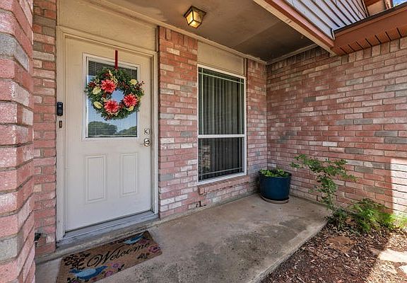 5th image of 10049 Westpoint Blvd