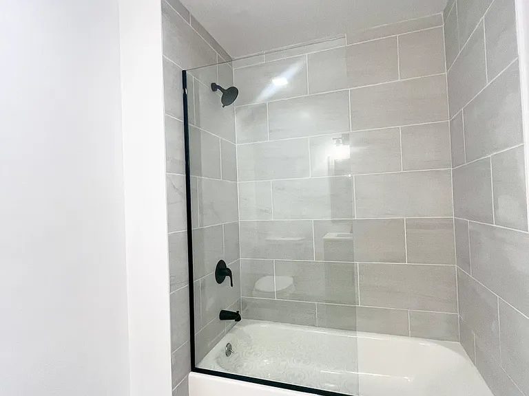 2258 S Sacramento Ave #1 — Photo 13