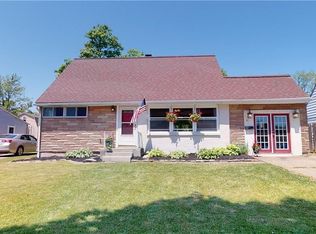 41 Carol Ln, Grand Island, NY 14072