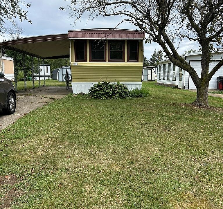 1st image of 1070 Creekside Dr