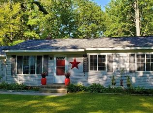 10351 Hiawatha Ln, Ossineke, MI 49766