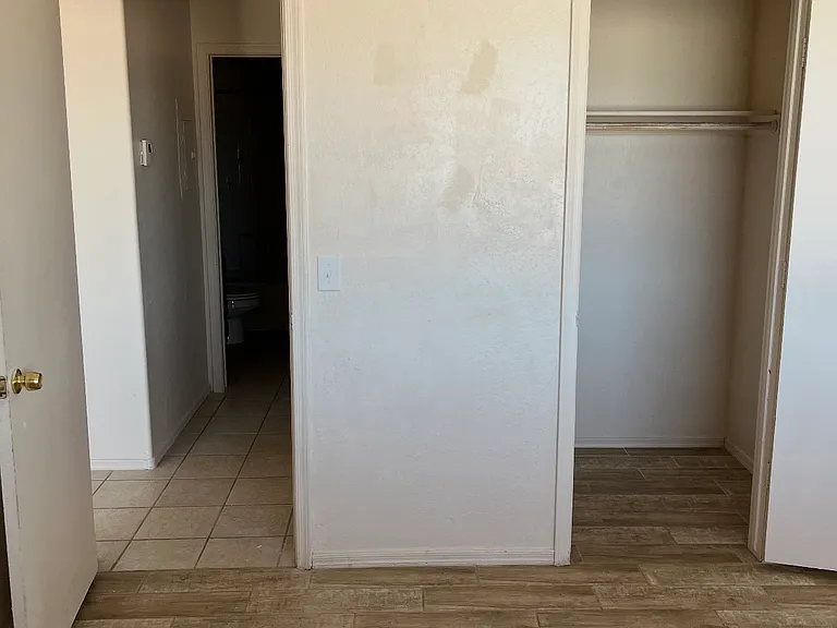 10095 W Tampico Ln #B — Photo 3