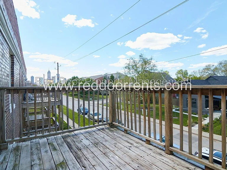 1337 E Market St #9 — Photo 16
