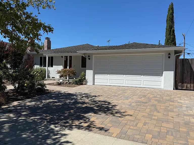 7603 Hollanderry Pl — Photo 2