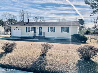 4 Evelyn Cir, Havelock, NC 28532