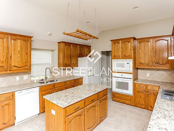 3rd image of 2312 Cherry Sage Dr
