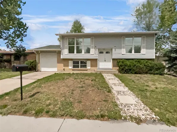 5305 Scranton Court, Denver, CO 80239