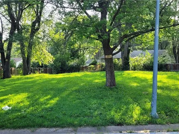 7313 E 113th St, Kansas City, MO 64134