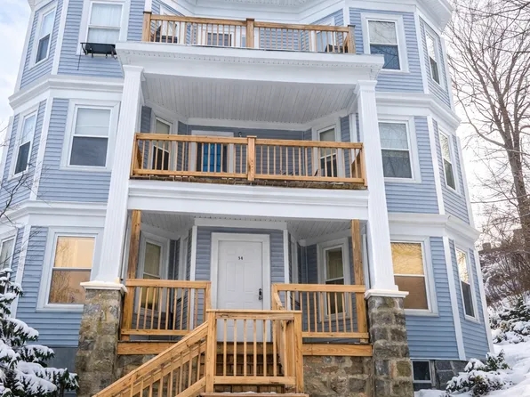 54 Alpha Rd, Dorchester Center, MA