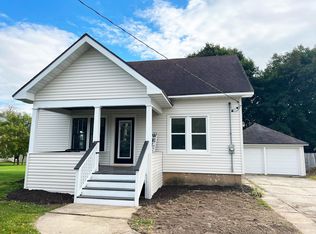 250 W Caroline St, Markesan, WI 53946