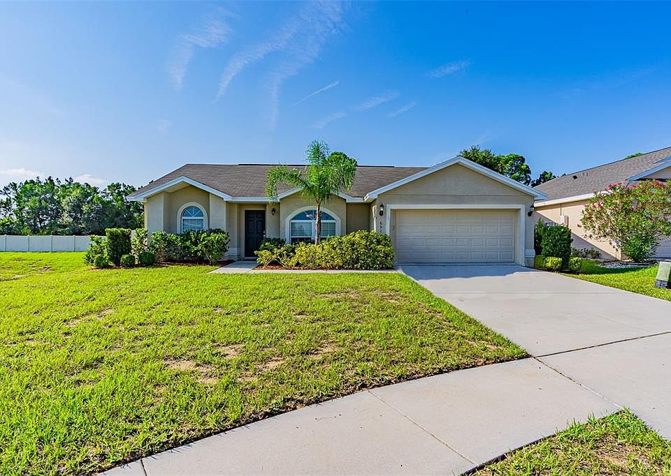 1st image of 651 GREENSHANK DRIVE