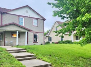 525 Village Ave, Lincoln, NE 68503