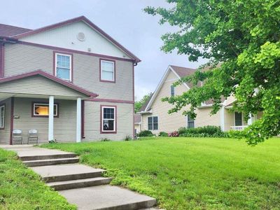 525 Village Ave, Lincoln, NE, 68503