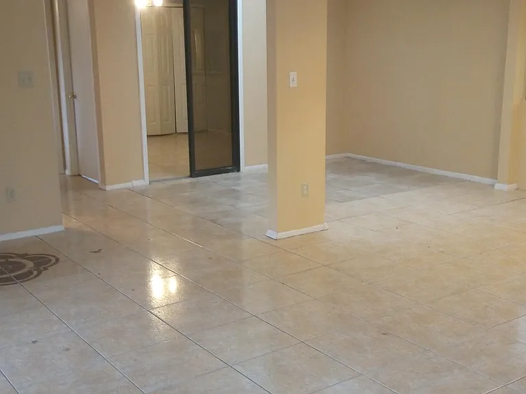 629 Golden Sunshine Cir — Photo 12