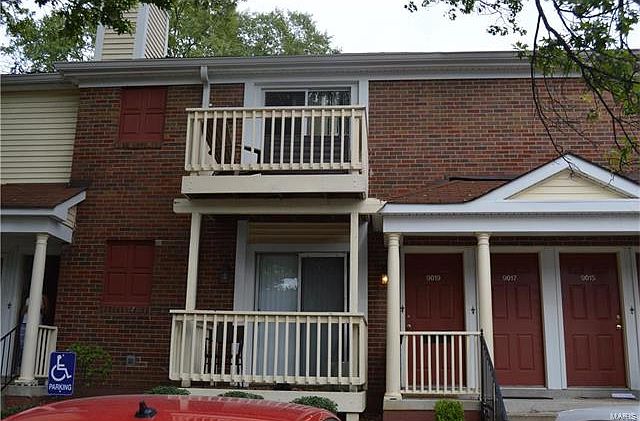 1st image of 9017 N Swan Cir
