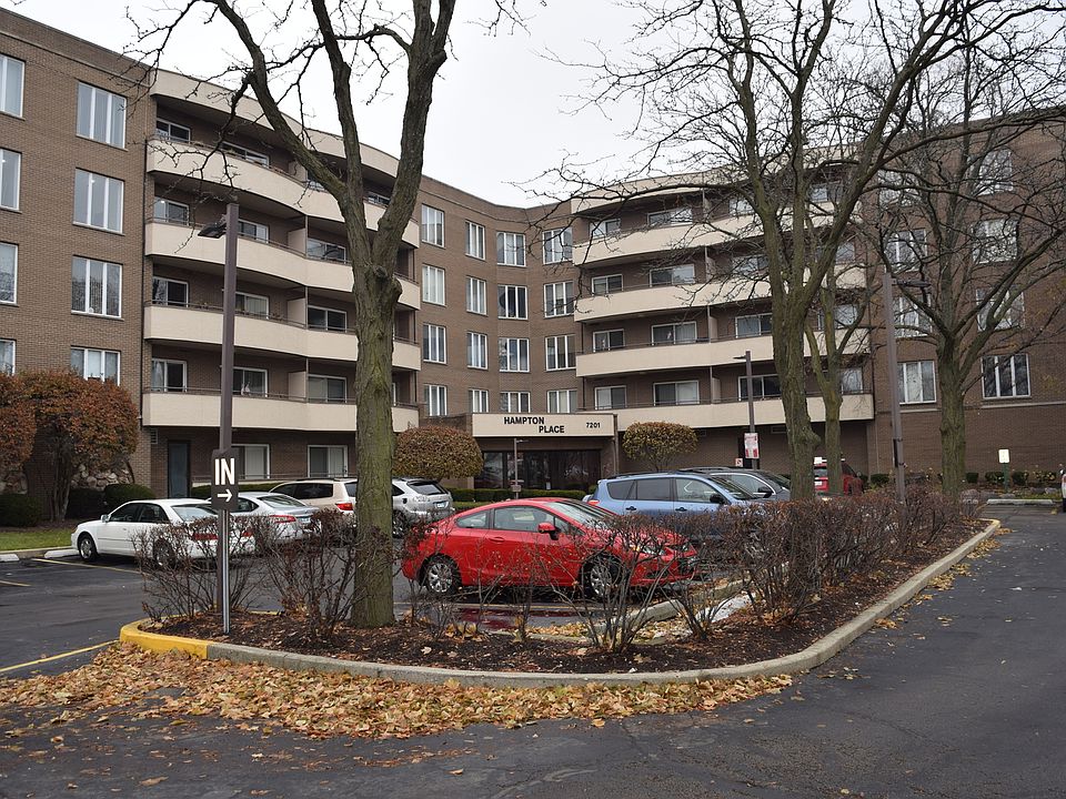 1st image of 7201 N Lincoln Ave APT 207