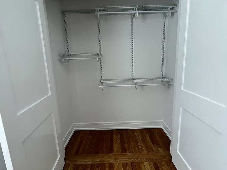 1334 W Elmdale Ave #3R — Photo 7