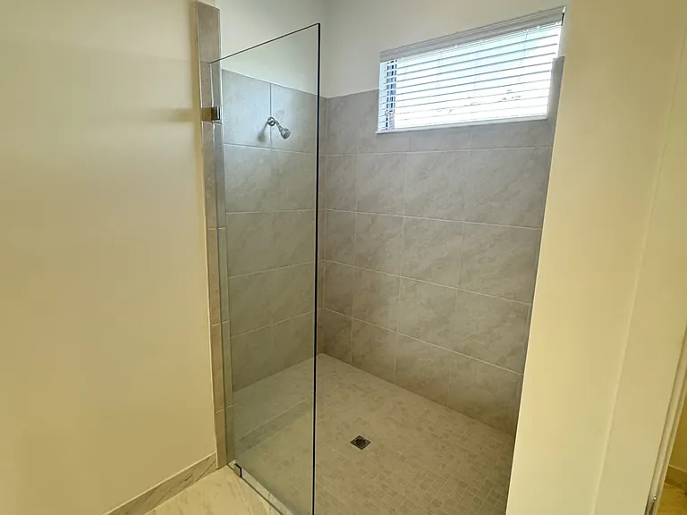5226 Karlia Dr — Photo 15