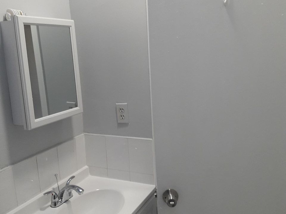 1st image of 20001 Hollis Ave APT 1