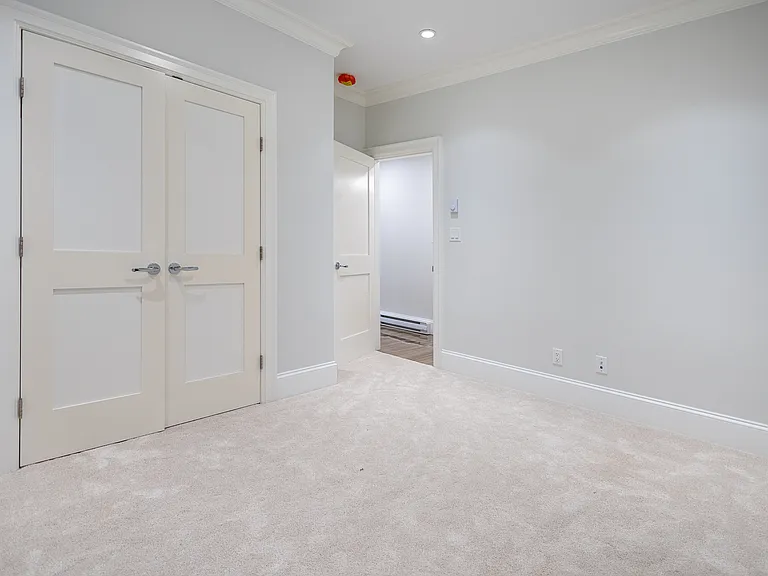 2195 Jefferson Ave — Photo 29