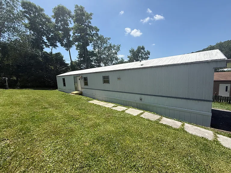 220 Thor Ln — Photo 15