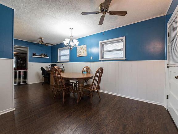 5th image of 604 N 28th St
