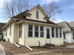 2716 Leech Ave, Sioux City, IA 51106