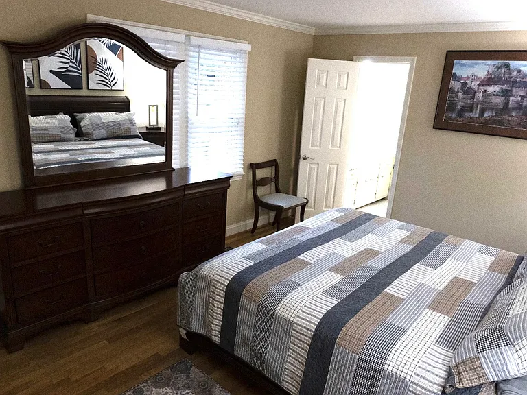 2905 Burch Ave #1 — Photo 32
