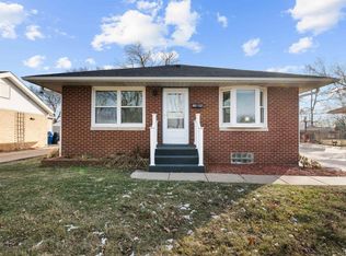 4812 27th Ave, Moline, IL 61265