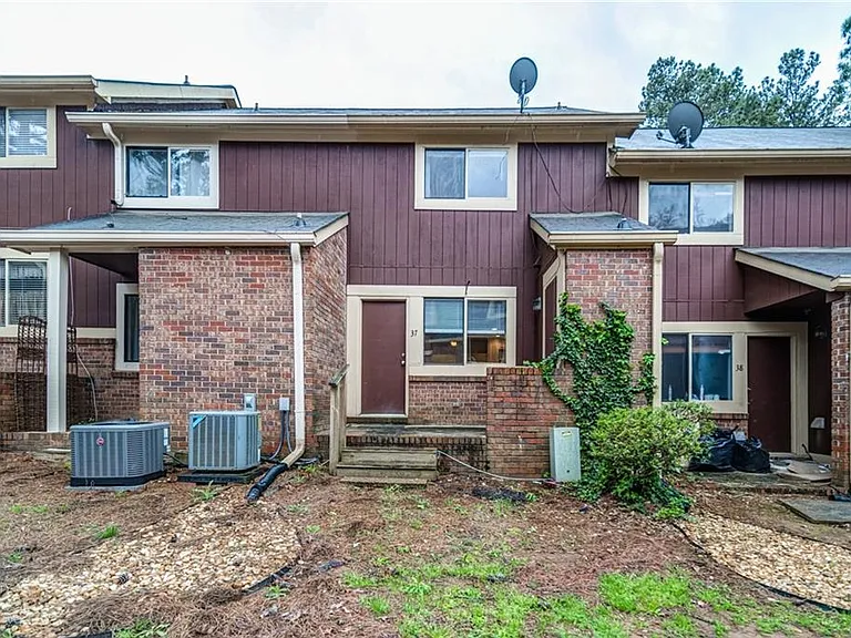 37 Country Place Ct — Photo 22