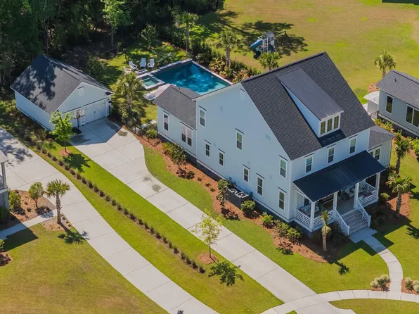 1699 Crab Bank Dr, Mount Pleasant, SC 29466