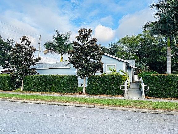 4th image of 4363 1st Ave S